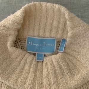 Draper James Cable Sweater Cape (XS/S)